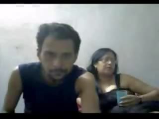 Ινδικό ώριμος/η ζευγάρι mr και κυρία gupta σε web κάμερα